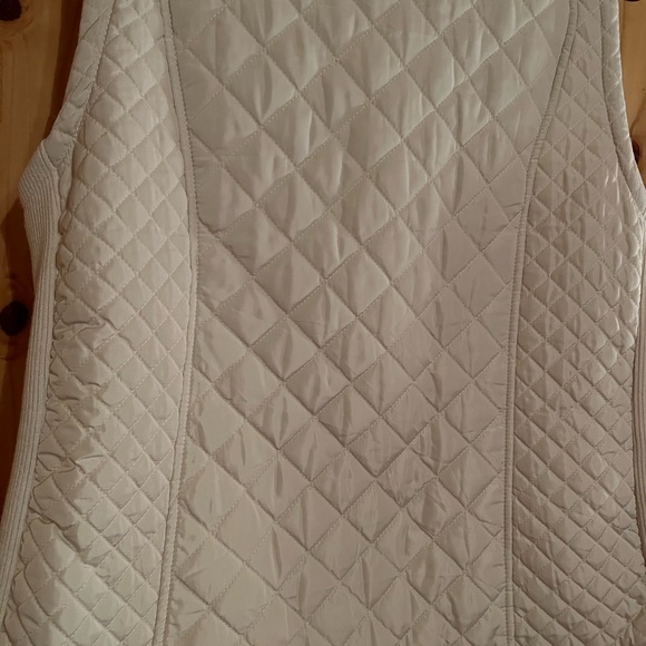 Quilted vest - Picture 4 of 7